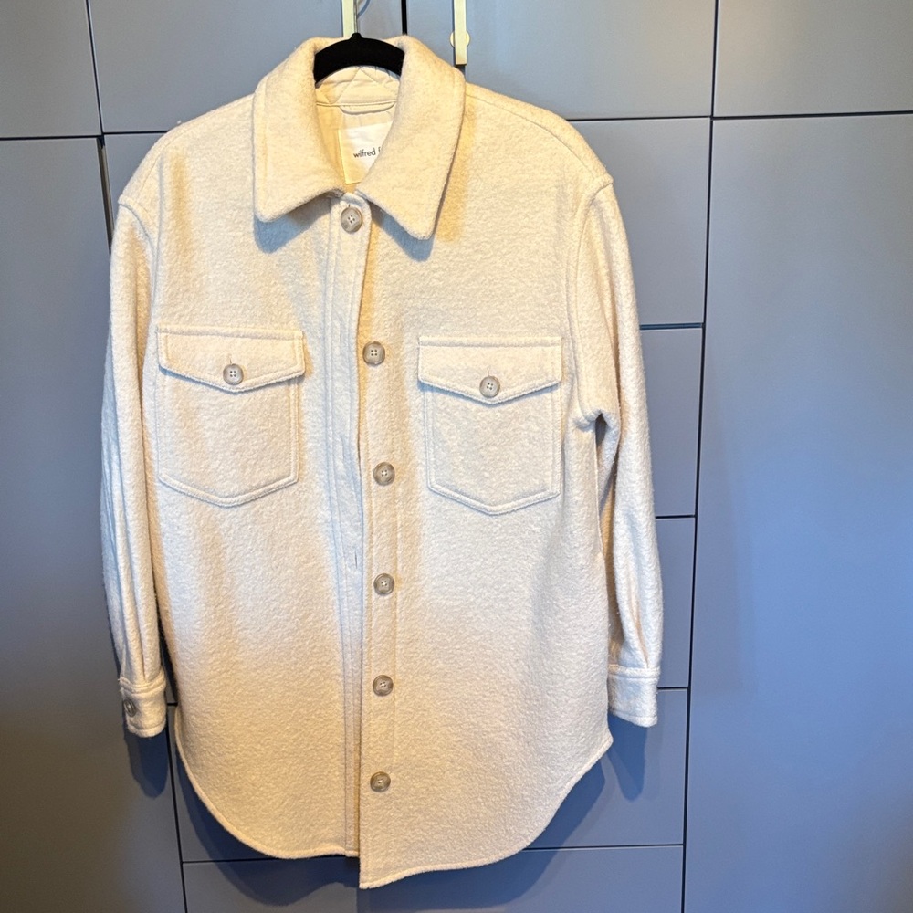 Boiled wool cream shacket in excellent condition